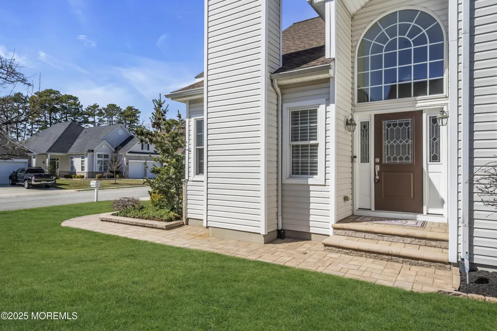 11 Beach Haven Way Waretown, NJ 08758