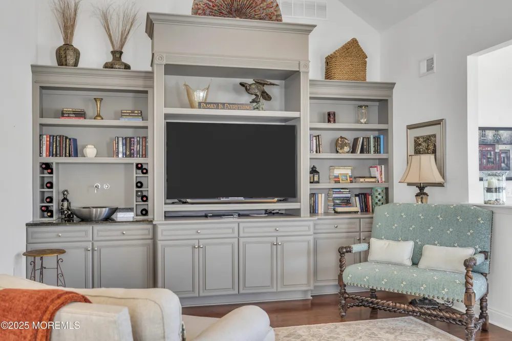 11 Beach Haven Way Waretown, NJ 08758