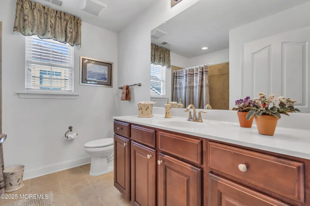 11 Beach Haven Way Waretown, NJ 08758