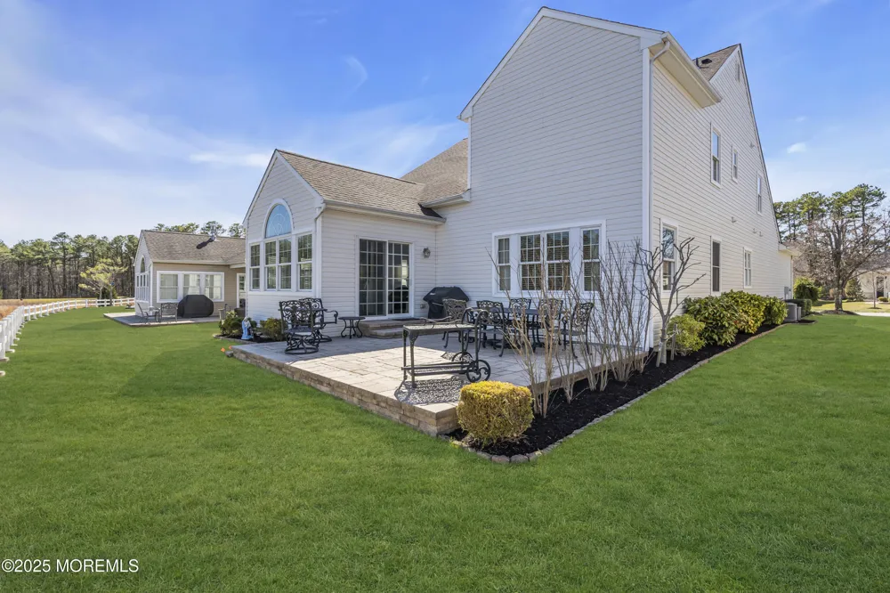 11 Beach Haven Way Waretown, NJ 08758
