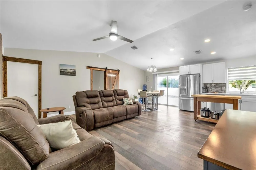 1149 NW 28TH AVENUE Cape Coral, FL 33993
