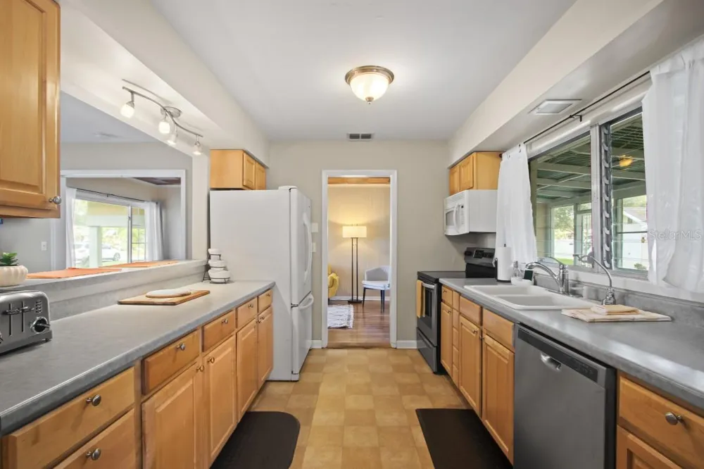 1512 LIME STREET Clearwater, FL 33756
