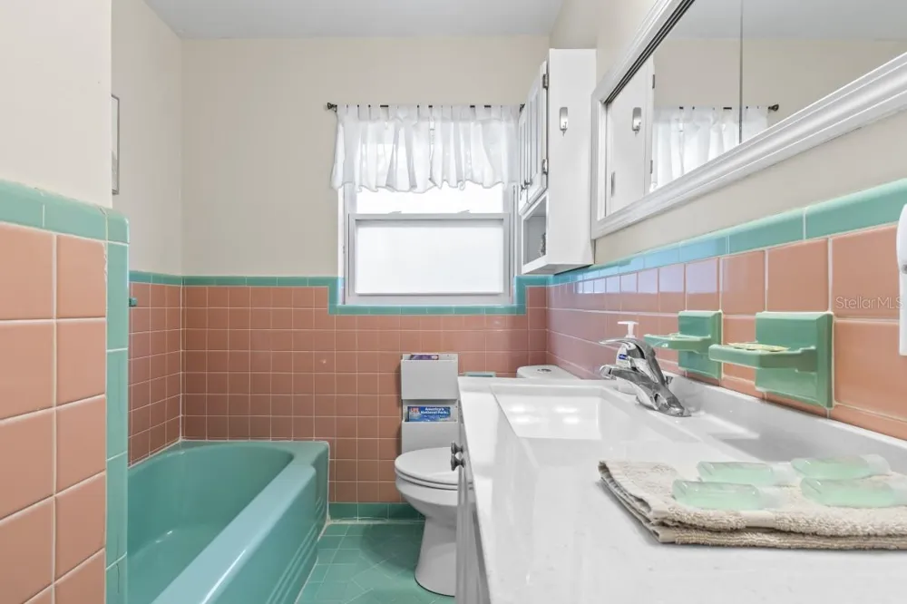 1512 LIME STREET Clearwater, FL 33756