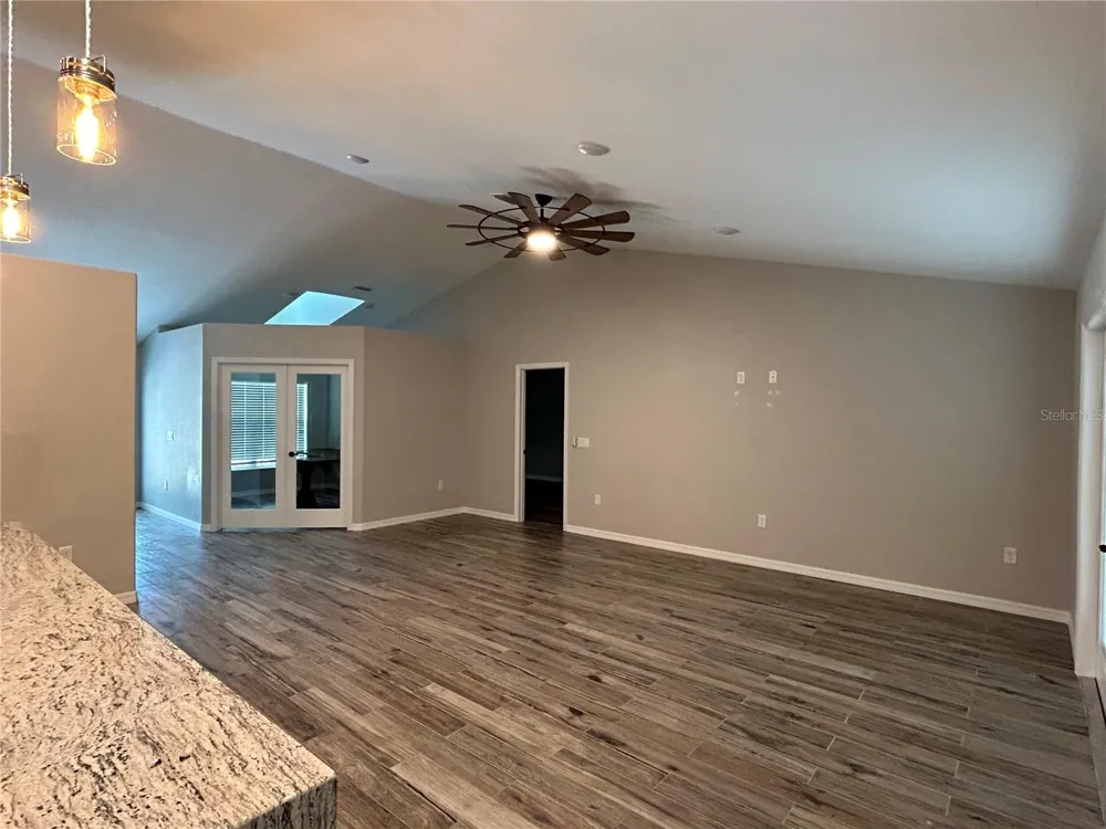 10361 THRASHER AVENUE Weeki Wachee, FL 34614