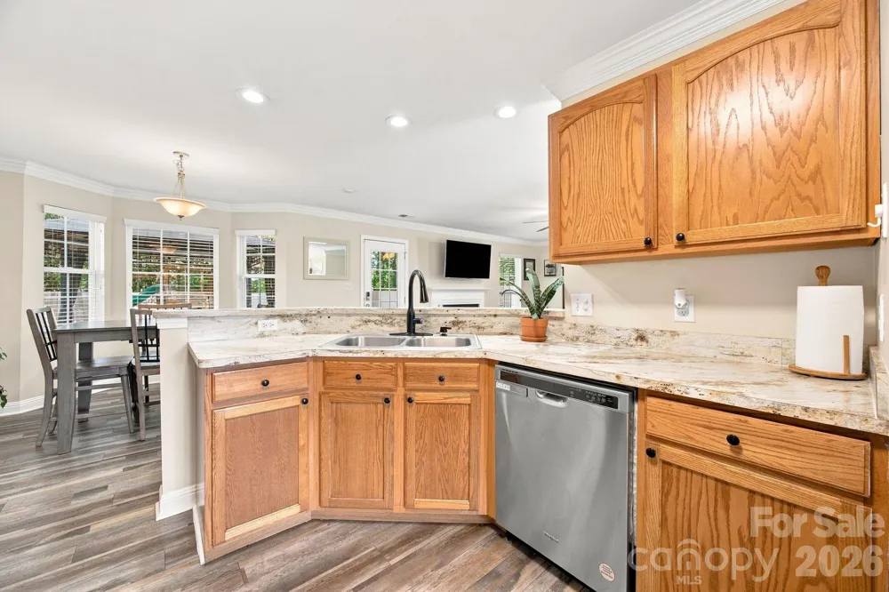 9709 Nannyberry Lane Charlotte, NC 28273