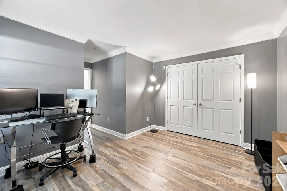 9709 Nannyberry Lane Charlotte, NC 28273