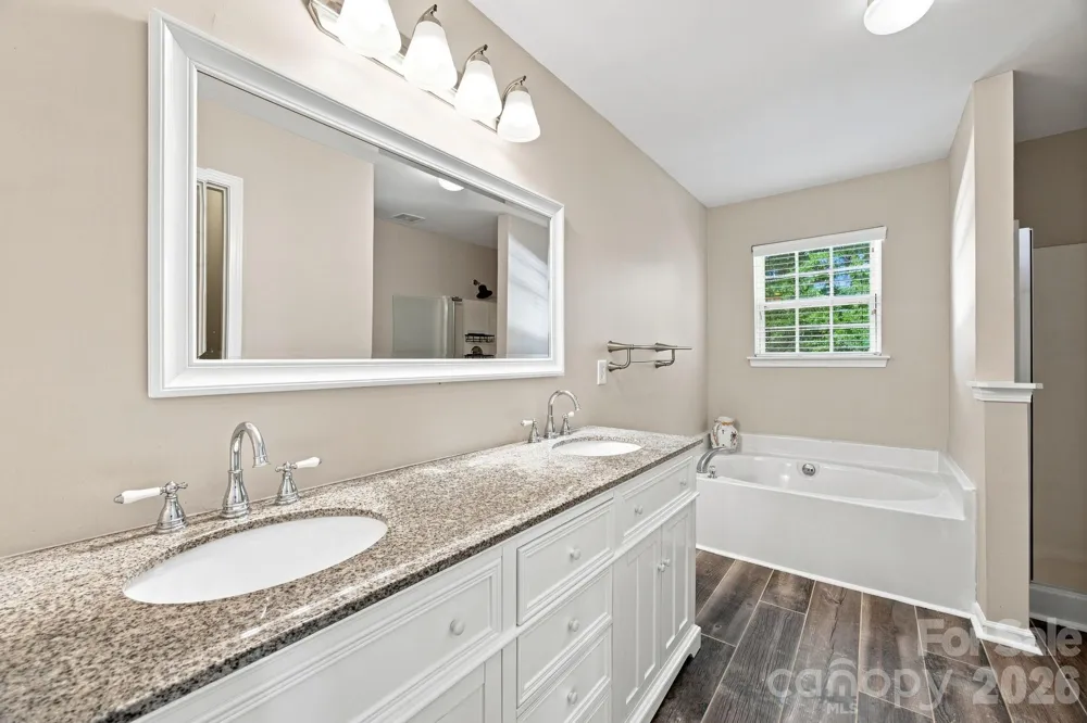 9709 Nannyberry Lane Charlotte, NC 28273