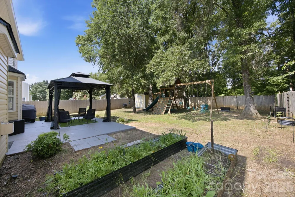 9709 Nannyberry Lane Charlotte, NC 28273