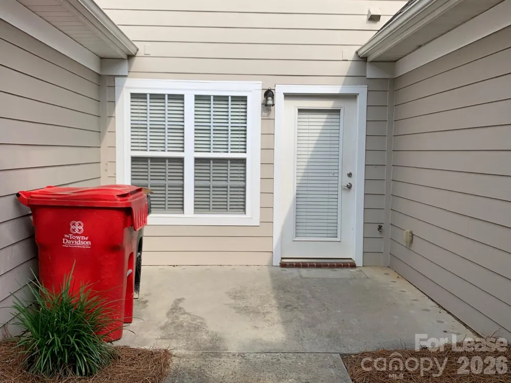 933 Central Park Circle Davidson, NC 28036