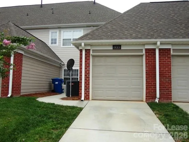 933 Central Park Circle Davidson, NC 28036
