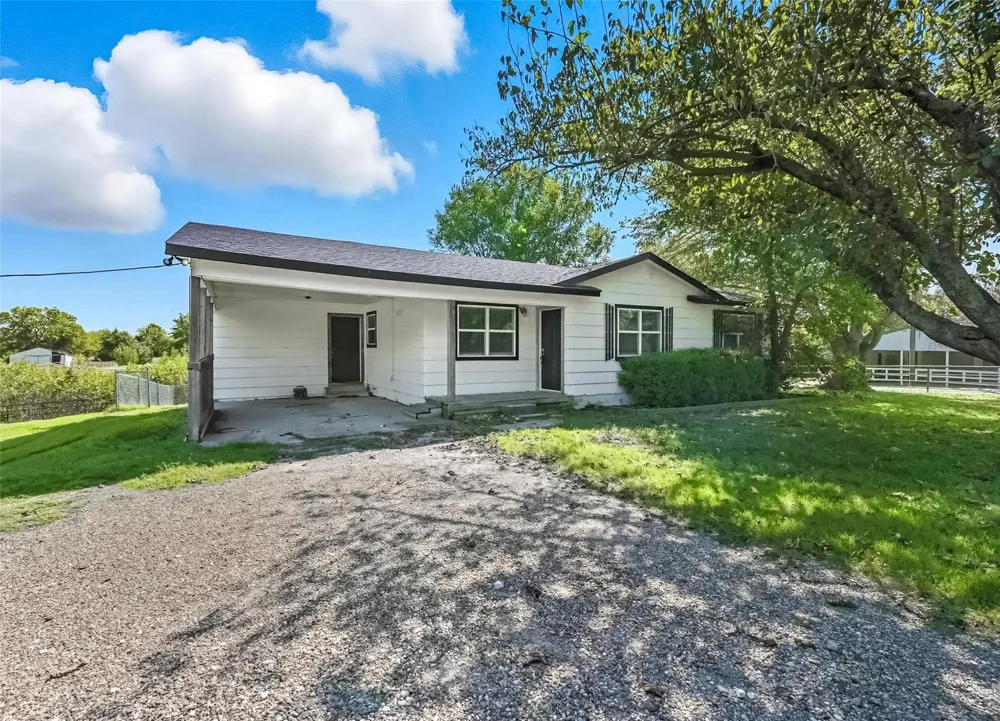 1166 Business Highway 78 Blue Ridge, TX 75424