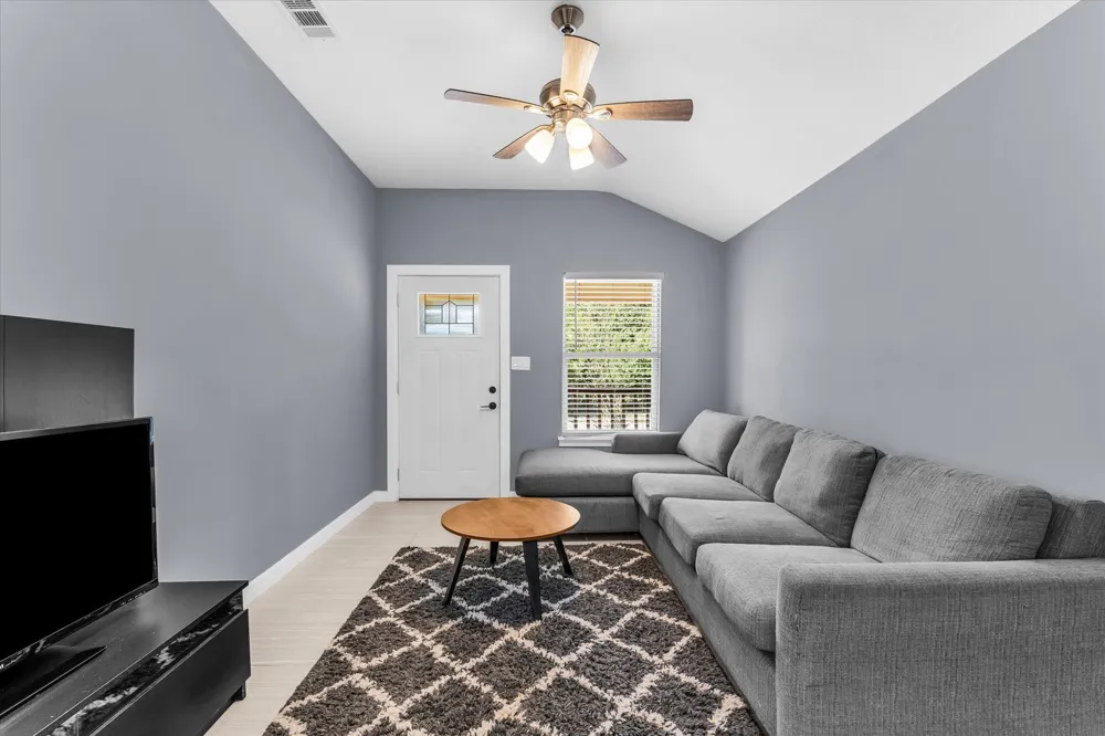 313 E Texas Avenue Killeen, TX 76541