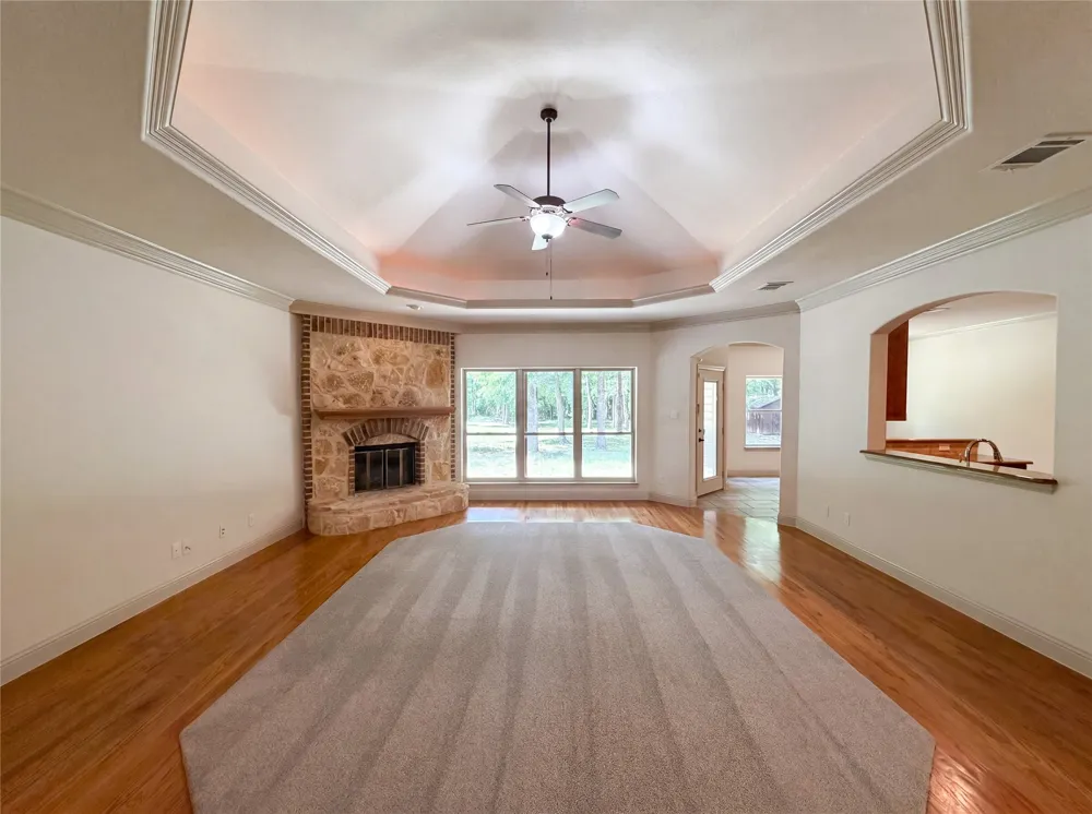 121 Rey Del Mar Circle Weatherford, TX 76085