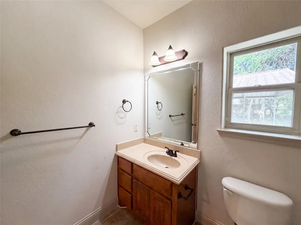 121 Rey Del Mar Circle Weatherford, TX 76085