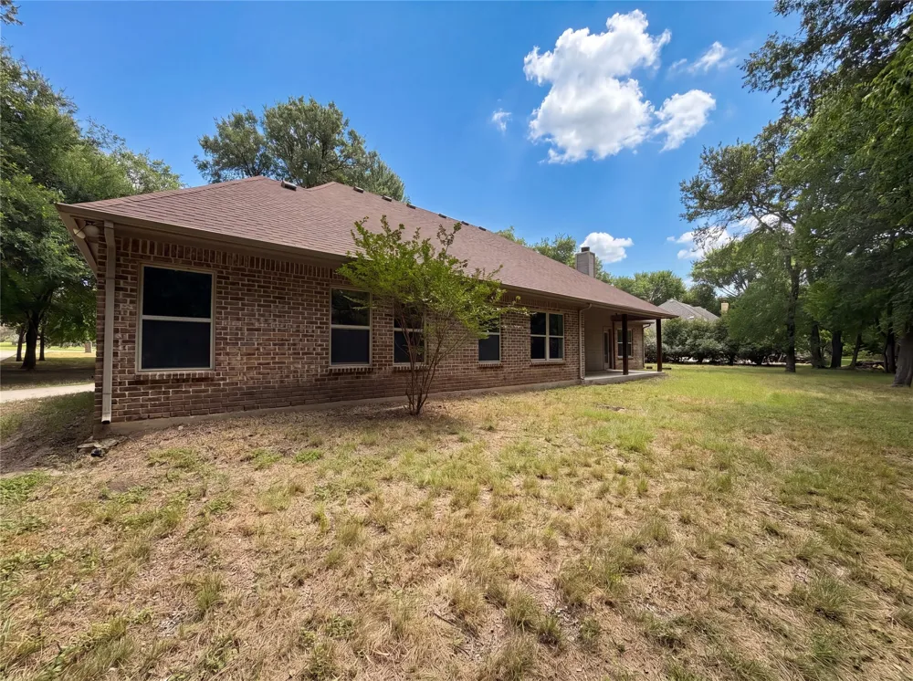 121 Rey Del Mar Circle Weatherford, TX 76085