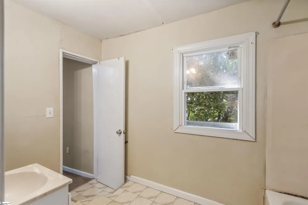 252 Suber Road Greer, SC 29651