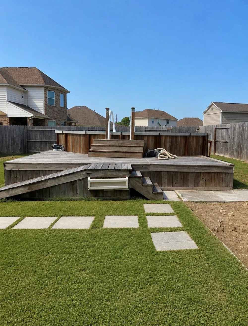 9518 Franklin Drive Mont Belvieu, TX 77523