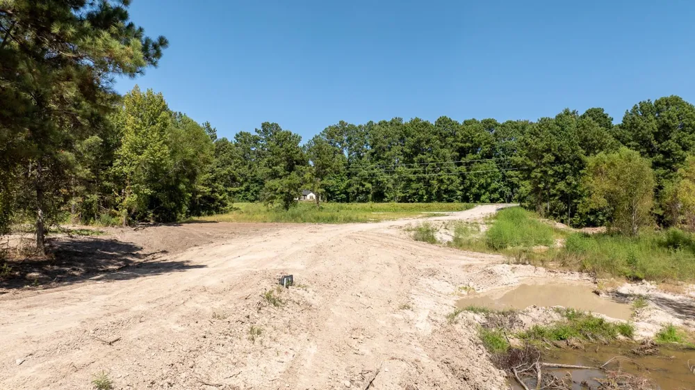 16124 Fm 2109 Zavalla, TX 75980