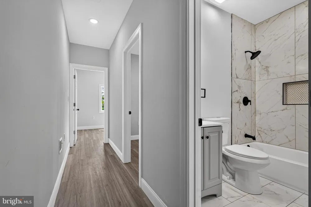 319 E 24TH STREET Baltimore, MD 21218