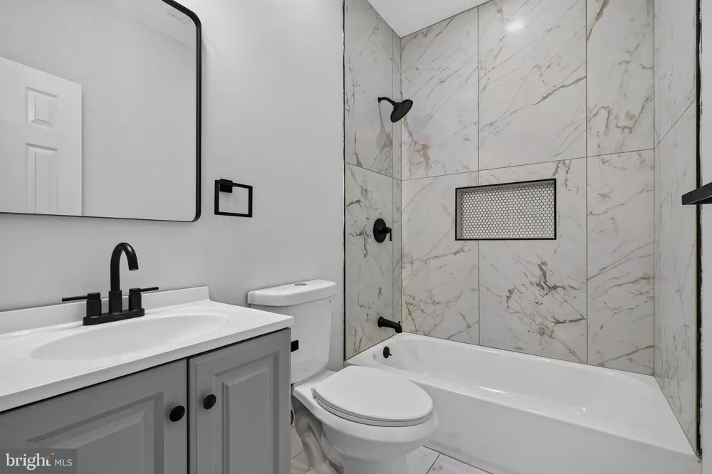 319 E 24TH STREET Baltimore, MD 21218