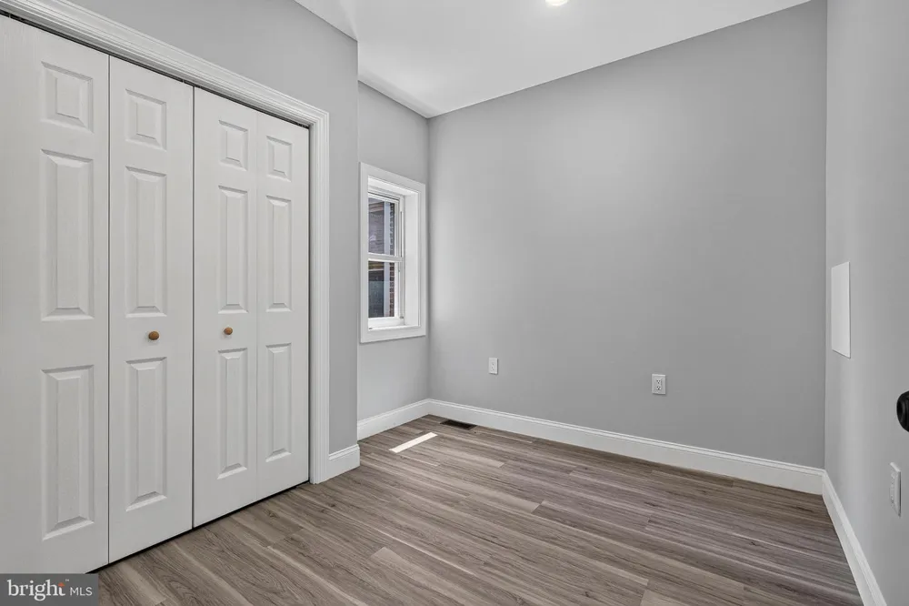 319 E 24TH STREET Baltimore, MD 21218