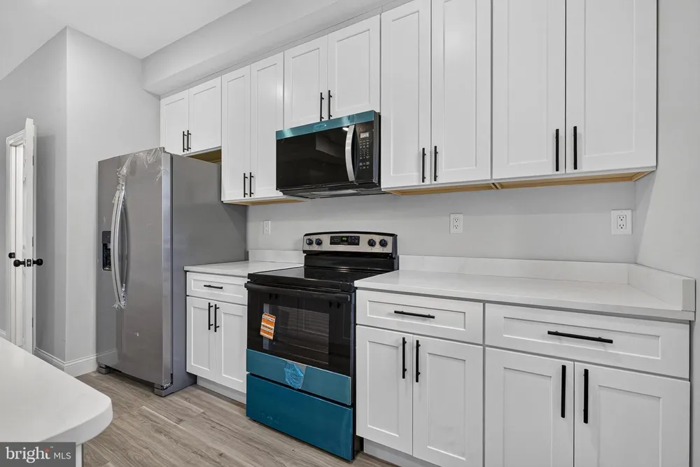 319 E 24TH STREET Baltimore, MD 21218