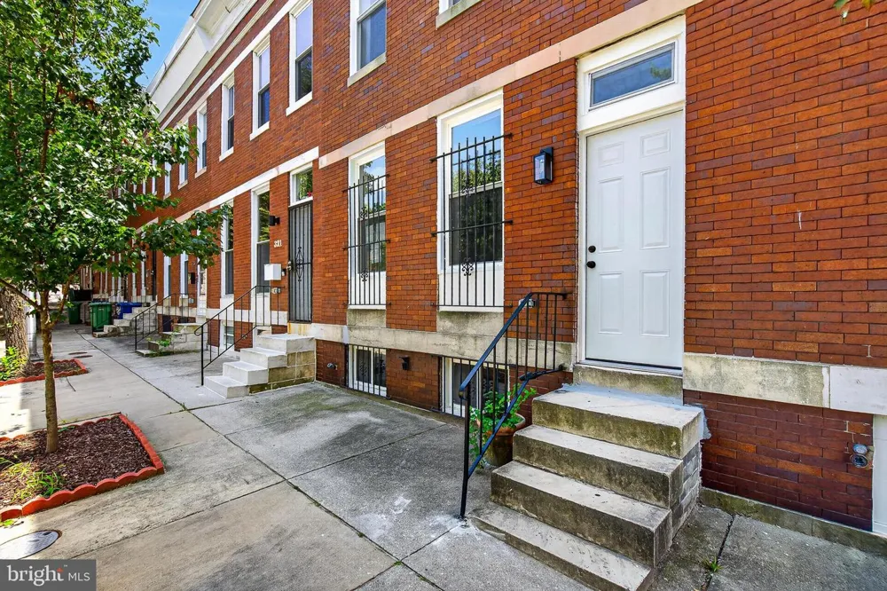 319 E 24TH STREET Baltimore, MD 21218