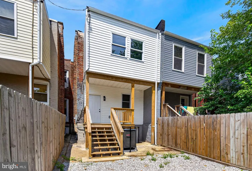 319 E 24TH STREET Baltimore, MD 21218
