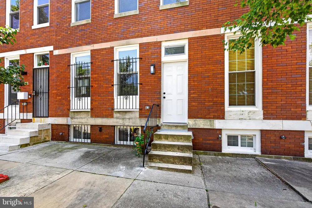 319 E 24TH STREET Baltimore, MD 21218