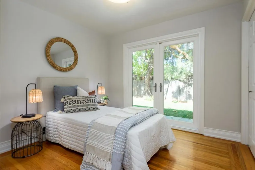 915 7th Avenue Redwood City, CA 94063