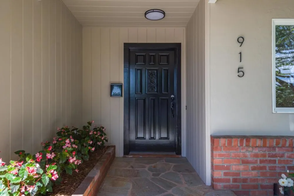 915 7th Avenue Redwood City, CA 94063