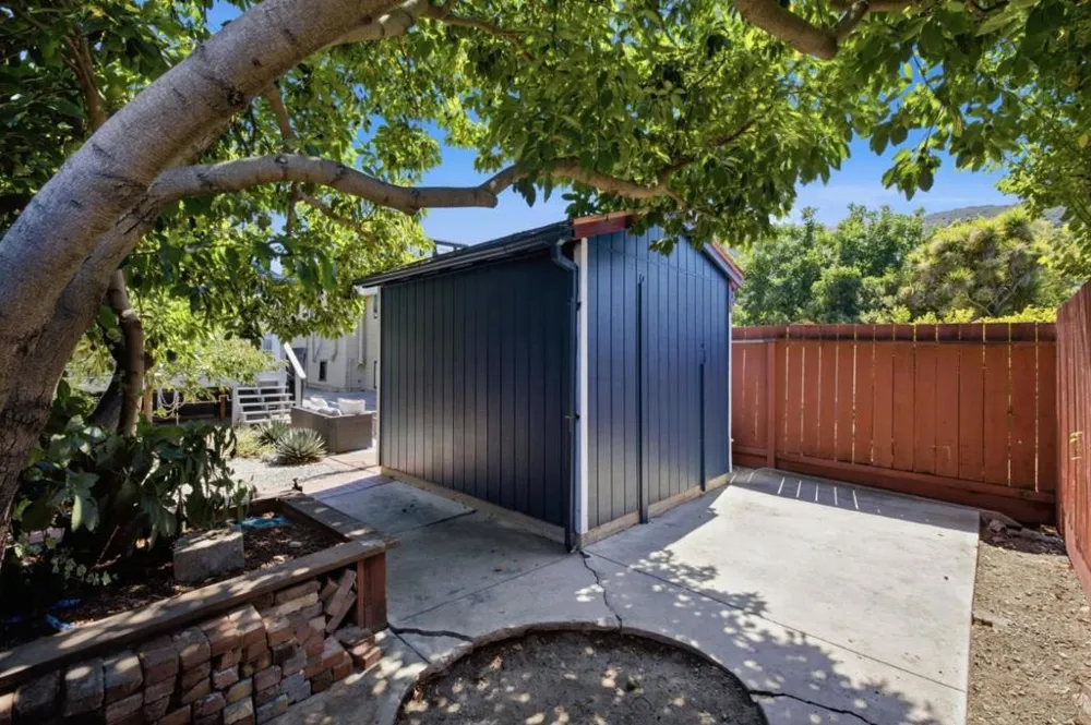 148 Monterey Street Brisbane, CA 94005