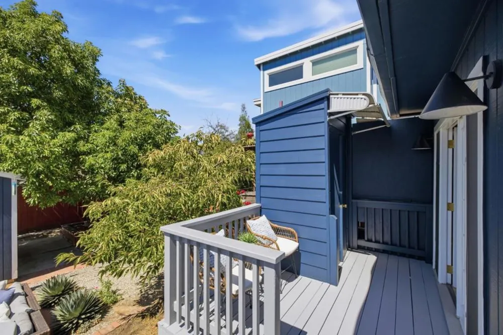 148 Monterey Street Brisbane, CA 94005