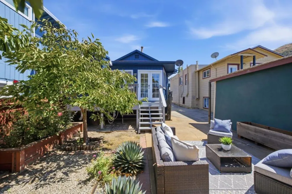 148 Monterey Street Brisbane, CA 94005