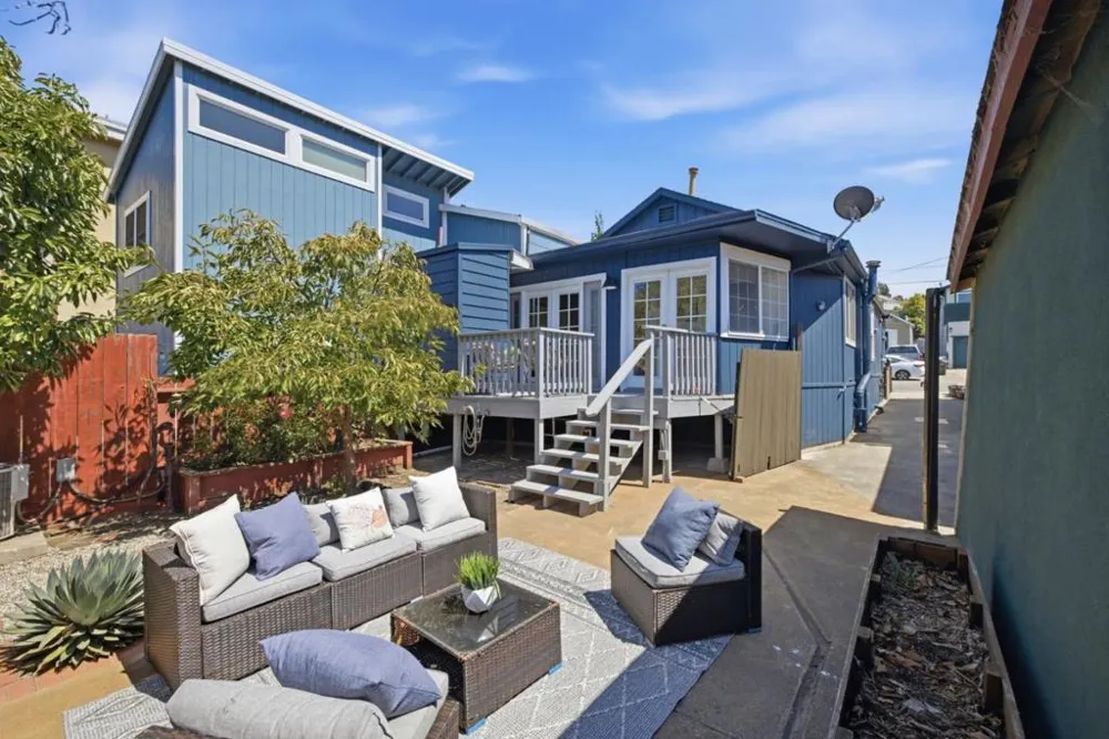148 Monterey Street Brisbane, CA 94005