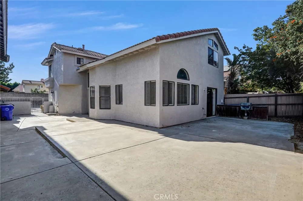 6565 Sonoma Avenue Fontana, CA 92336