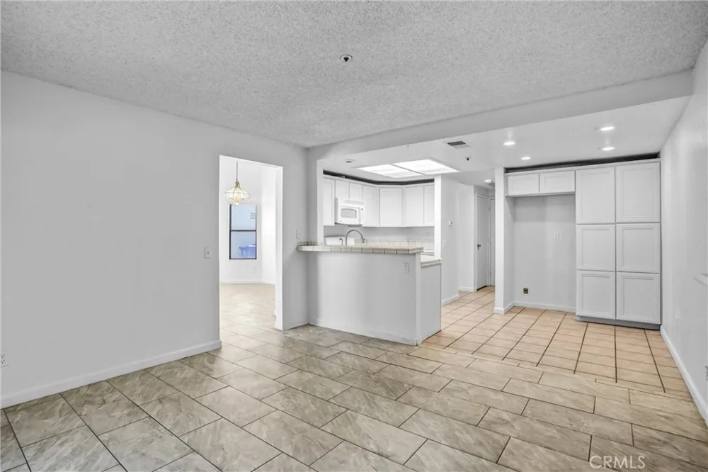 6565 Sonoma Avenue Fontana, CA 92336