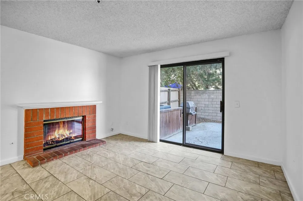 6565 Sonoma Avenue Fontana, CA 92336