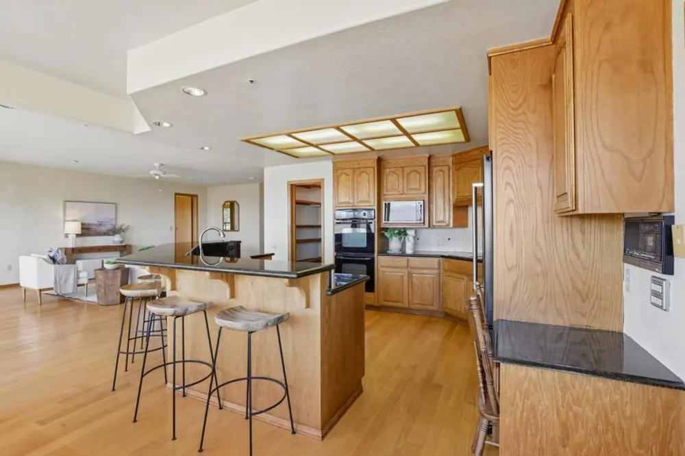 275 Nicholson Drive Hollister, CA 95023