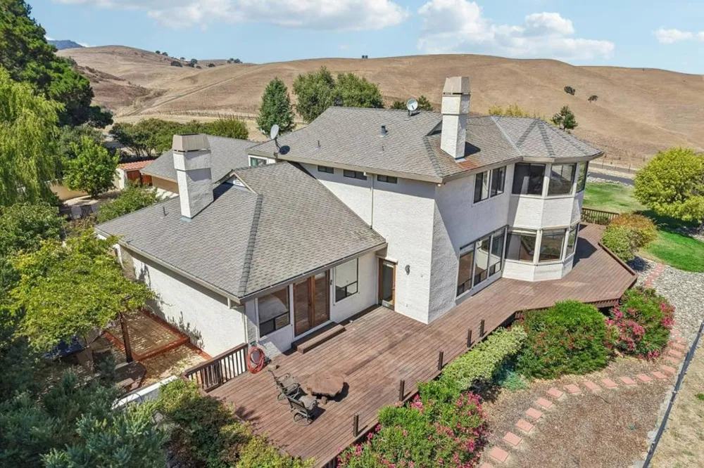 275 Nicholson Drive Hollister, CA 95023