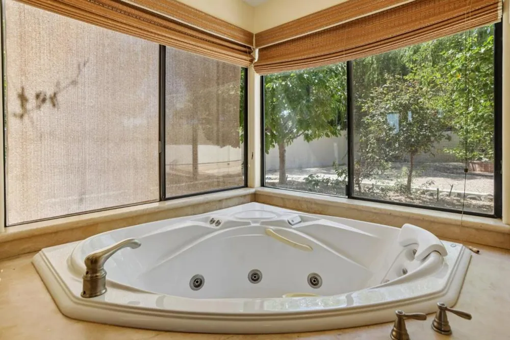 275 Nicholson Drive Hollister, CA 95023