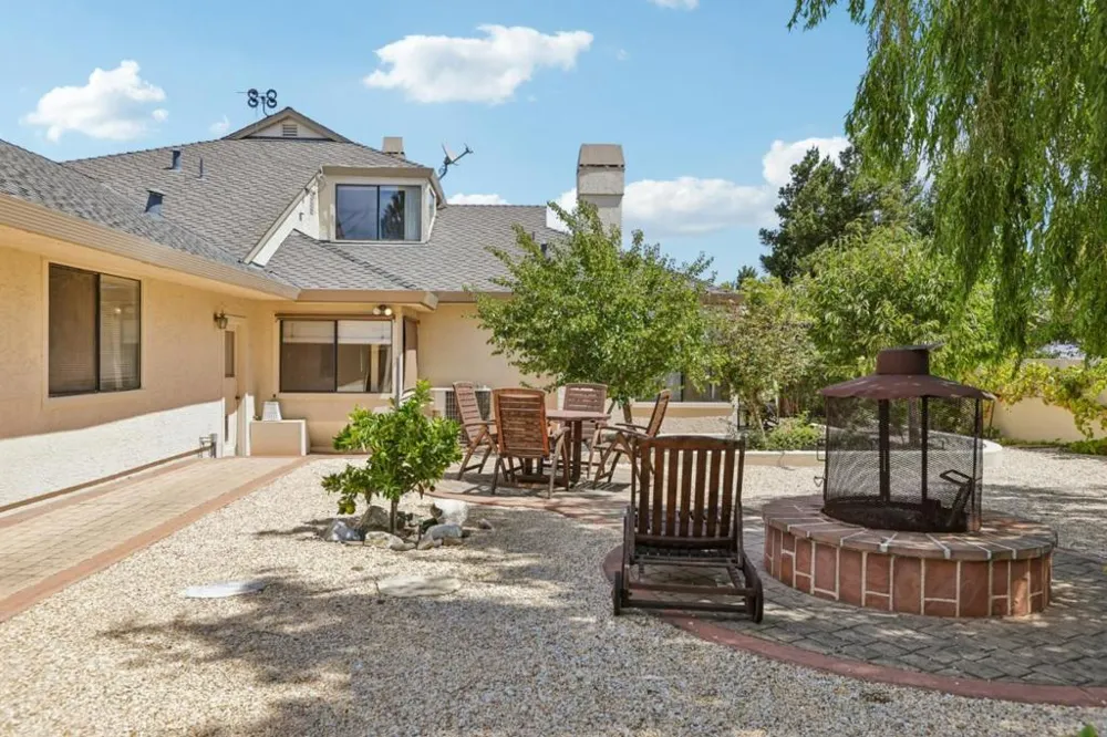 275 Nicholson Drive Hollister, CA 95023