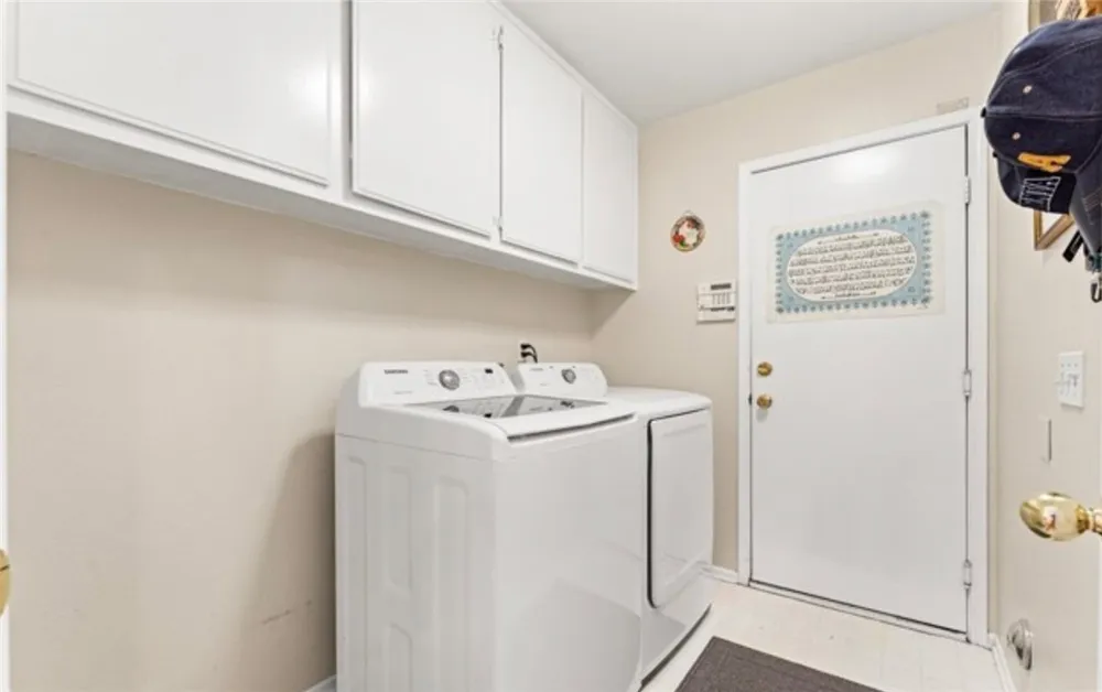 8705 E Running Springs Anaheim, CA 92808