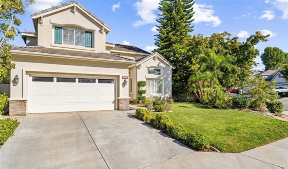 8705 E Running Springs Anaheim, CA 92808
