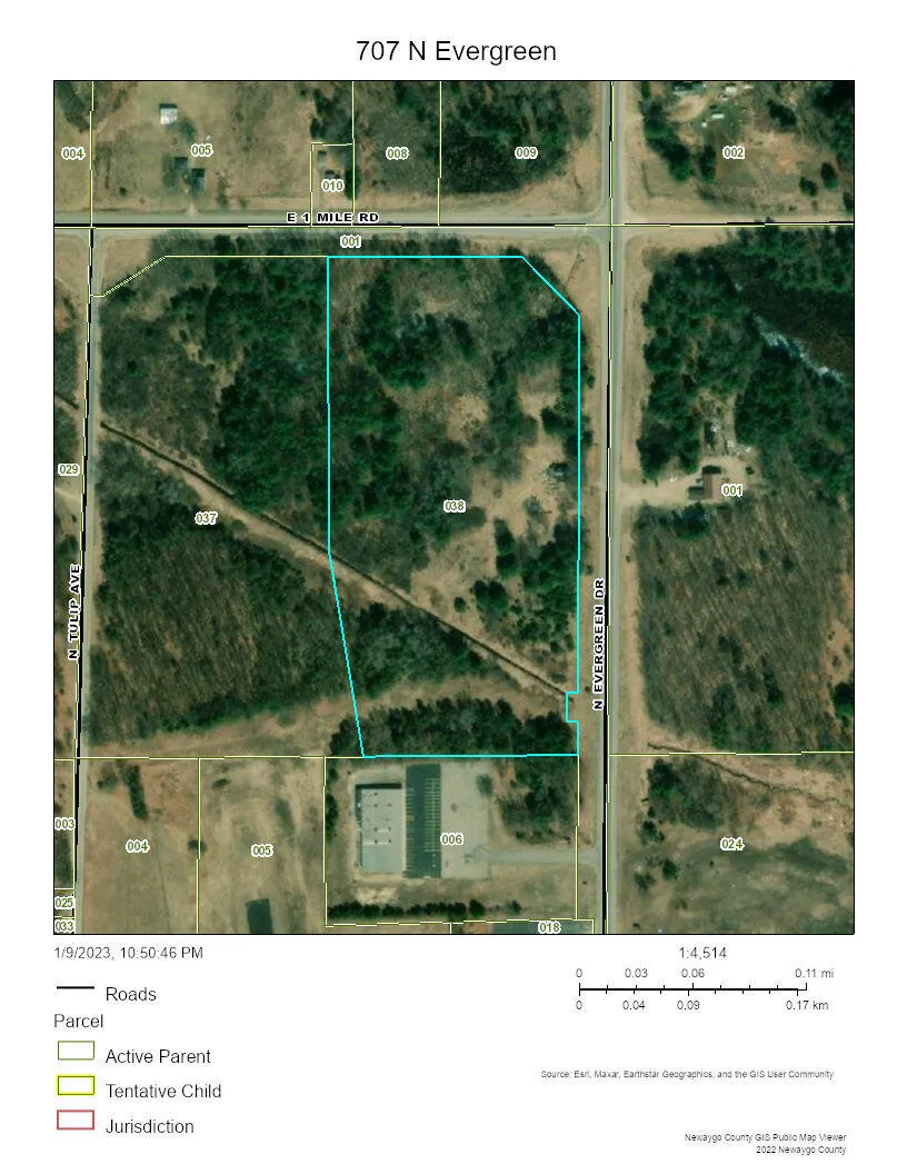 707 Evergreen Drive White Cloud, MI 49349