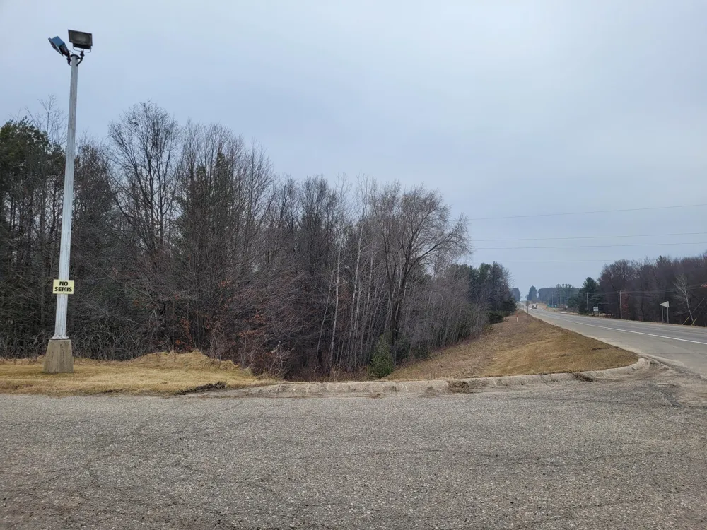 707 Evergreen Drive White Cloud, MI 49349