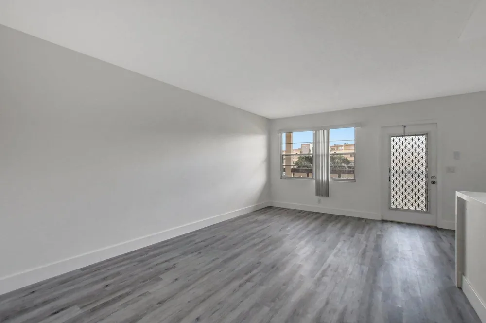 2053 Wolverton C Boca Raton, FL 33434