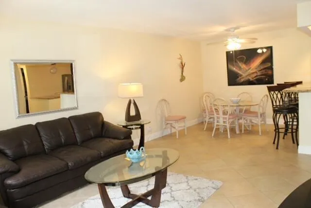 6436 CHASEWOOD DRIVE #B Jupiter, FL 33458