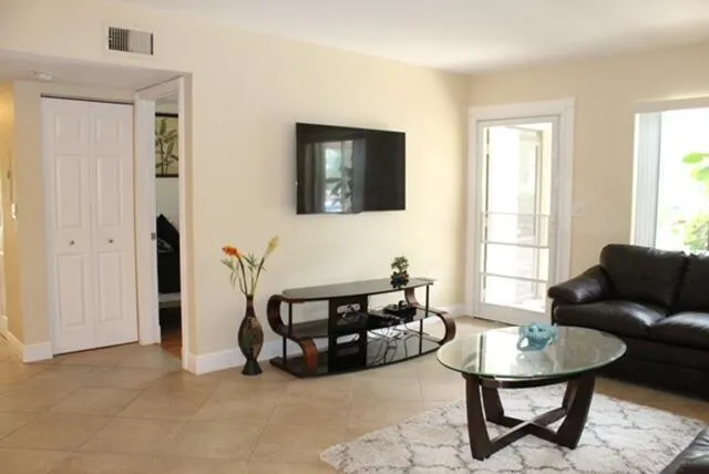 6436 CHASEWOOD DRIVE #B Jupiter, FL 33458