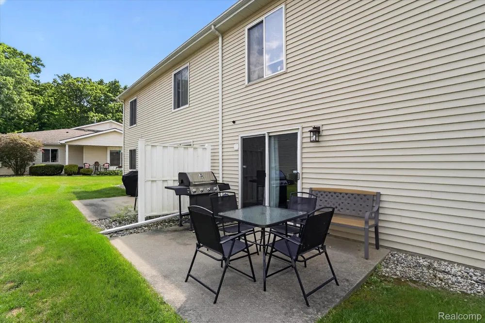 9515 Timber Ridge Drive Mundy Township, MI 48439